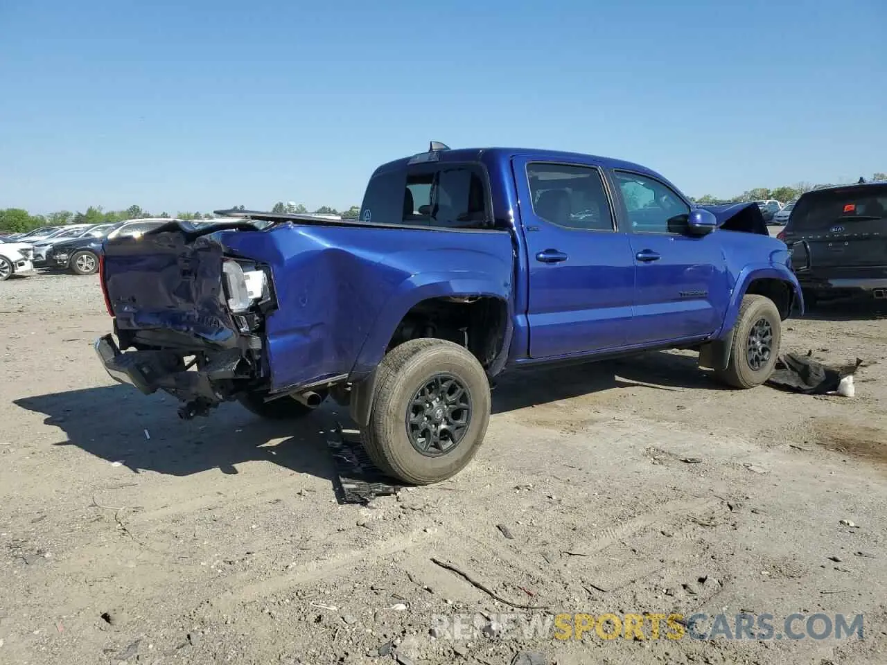 3 Photograph of a damaged car 3TYCZ5AN3NT077464 TOYOTA TACOMA 2022