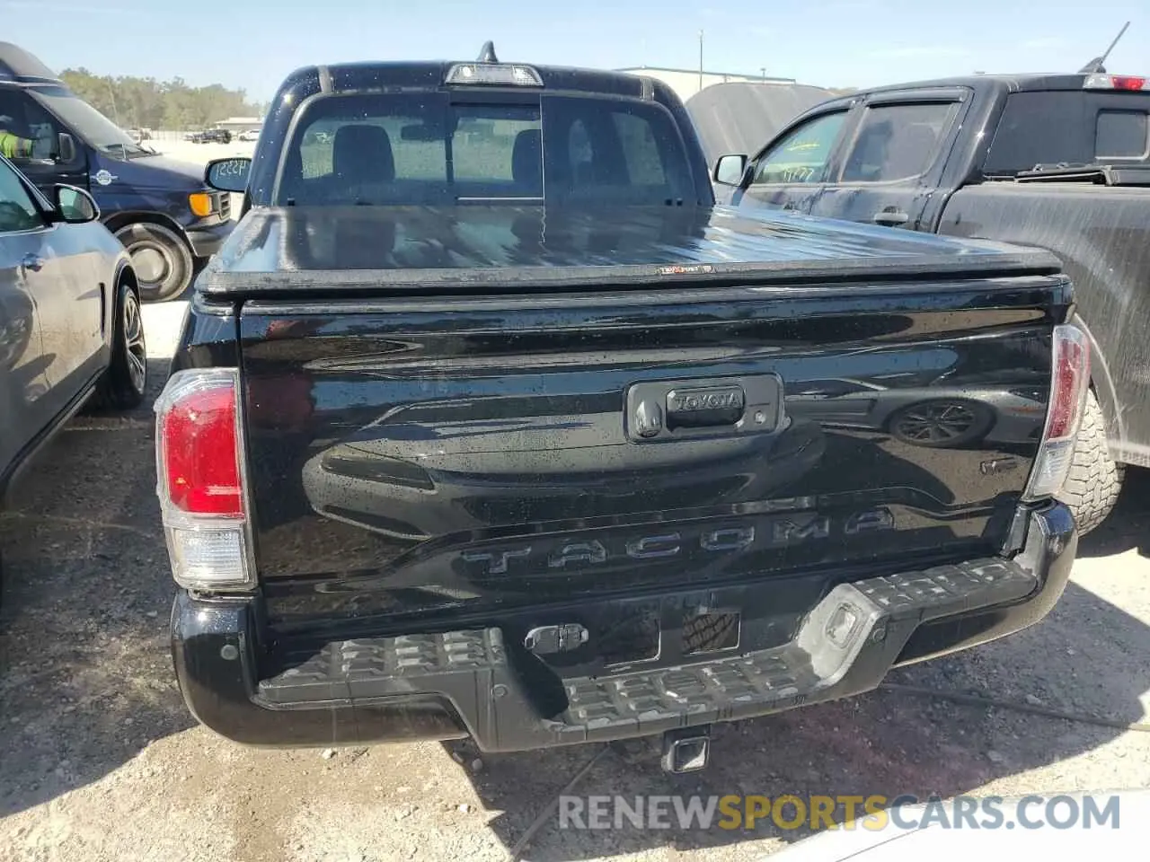 6 Photograph of a damaged car 3TYCZ5AN3NT095141 TOYOTA TACOMA 2022