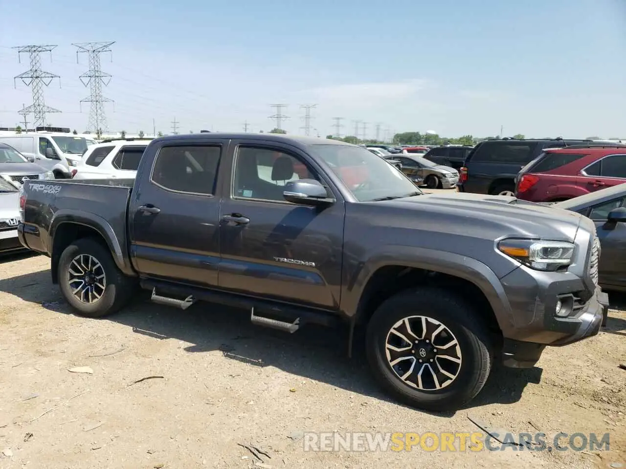 4 Photograph of a damaged car 3TYCZ5AN4NT086612 TOYOTA TACOMA 2022