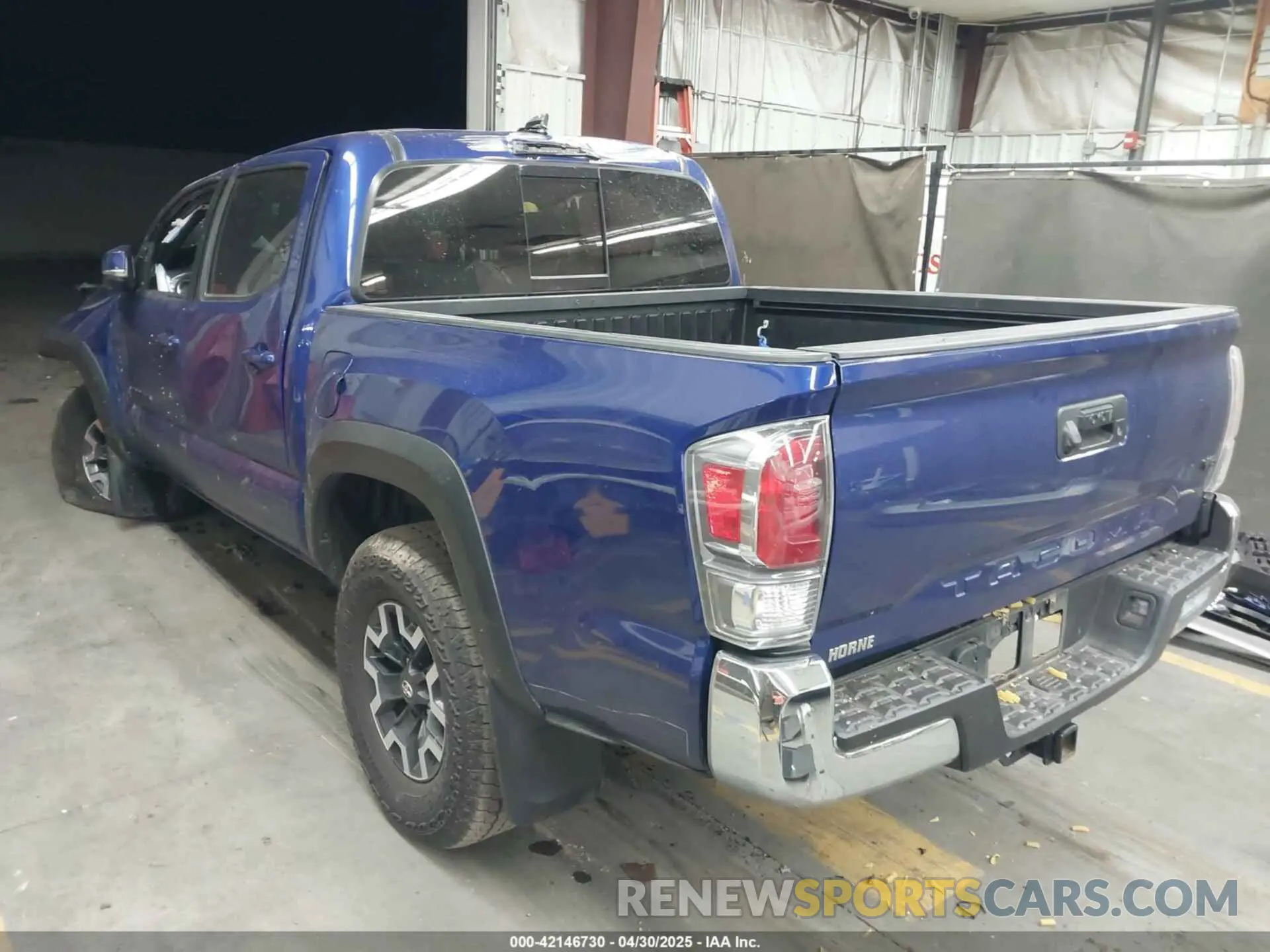 3 Photograph of a damaged car 3TYCZ5AN4NT093821 TOYOTA TACOMA 2022