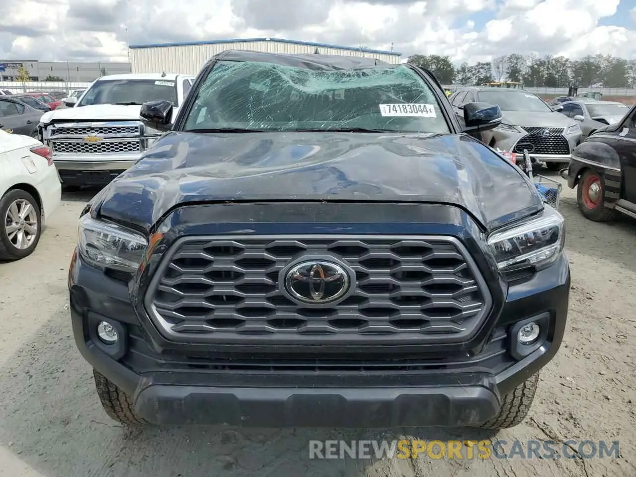 5 Photograph of a damaged car 3TYCZ5AN5NT063825 TOYOTA TACOMA 2022