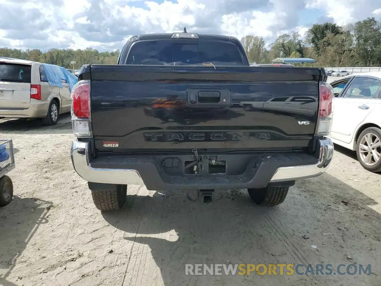 6 Photograph of a damaged car 3TYCZ5AN5NT063825 TOYOTA TACOMA 2022