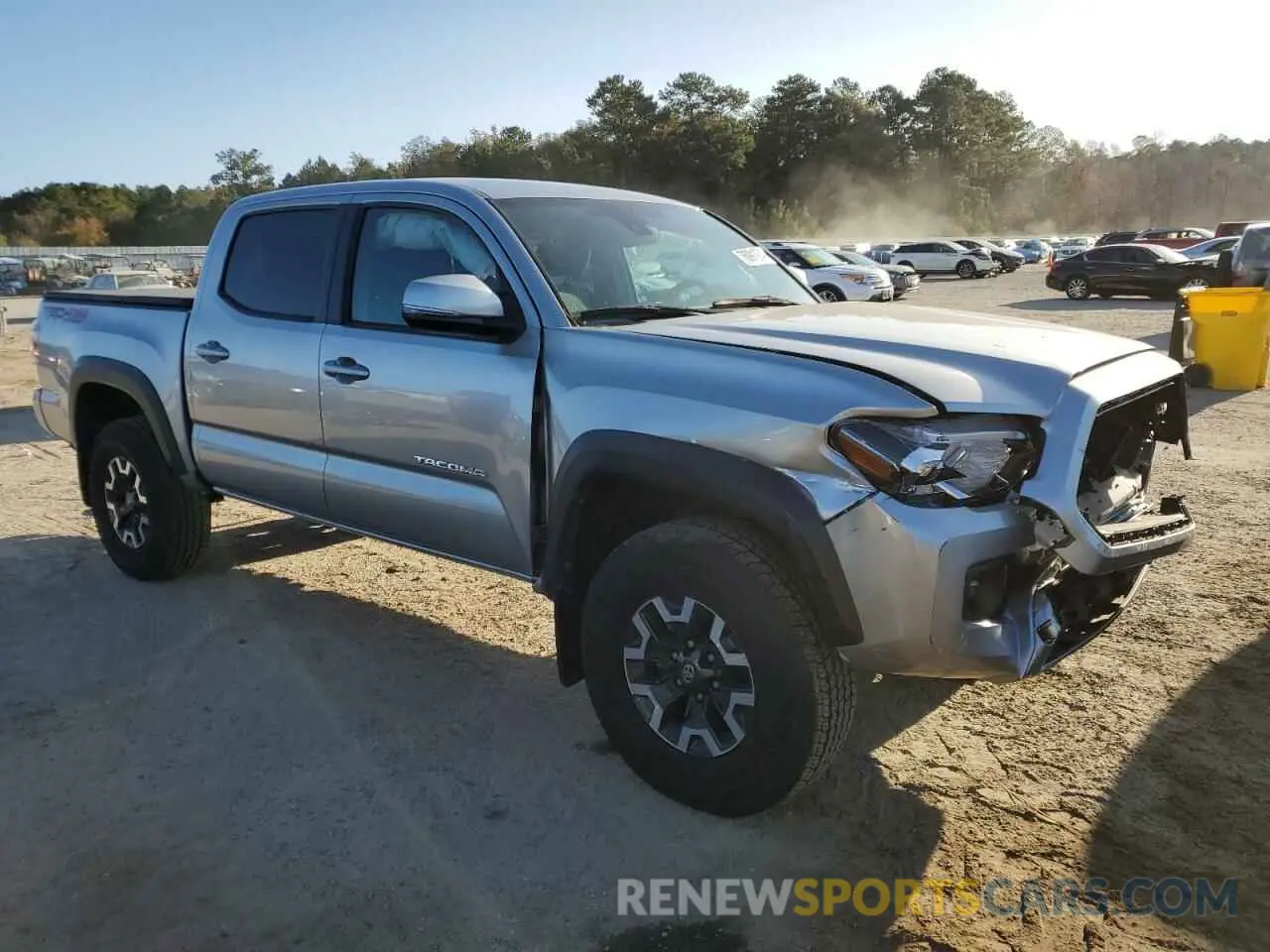 4 Photograph of a damaged car 3TYCZ5AN5NT101943 TOYOTA TACOMA 2022