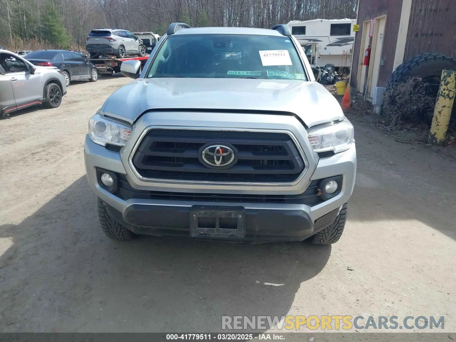 12 Photograph of a damaged car 3TYCZ5AN6NT072162 TOYOTA TACOMA 2022