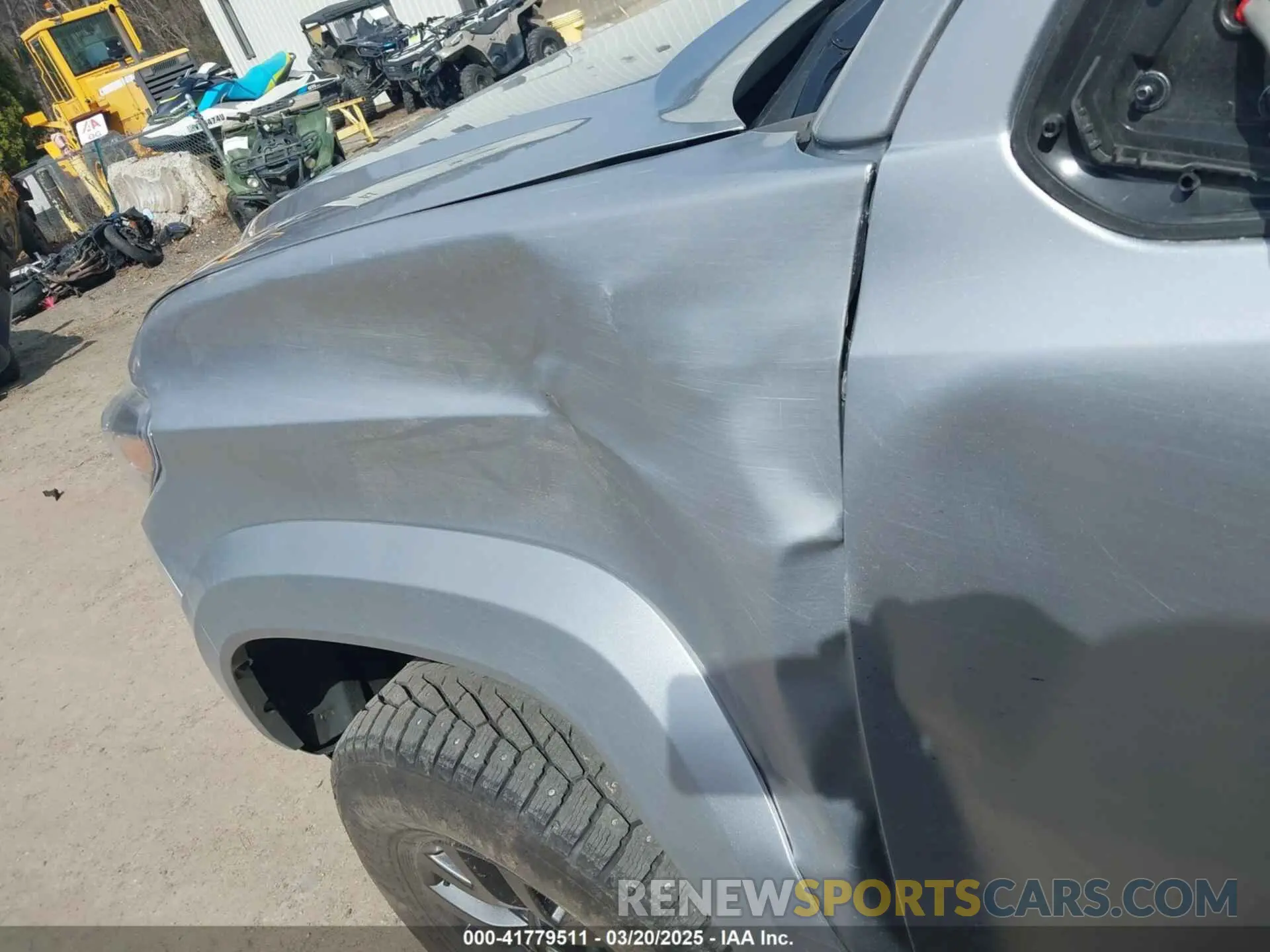 6 Photograph of a damaged car 3TYCZ5AN6NT072162 TOYOTA TACOMA 2022