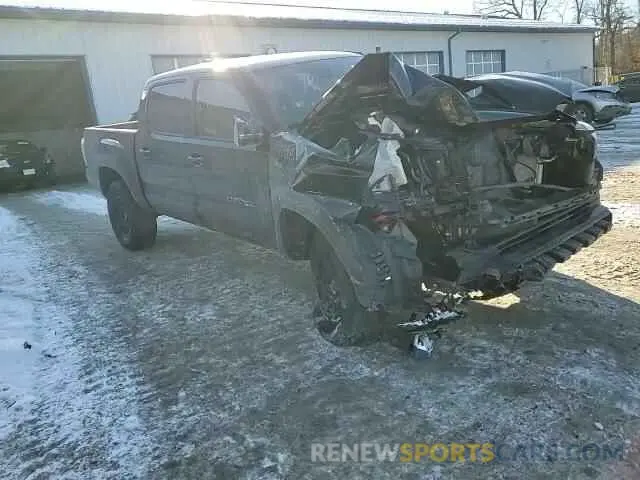11 Photograph of a damaged car 3TYCZ5AN6NT072839 TOYOTA TACOMA 2022