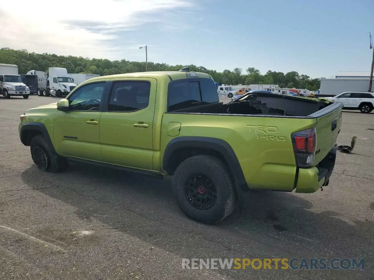 2 Photograph of a damaged car 3TYCZ5AN6NT103412 TOYOTA TACOMA 2022