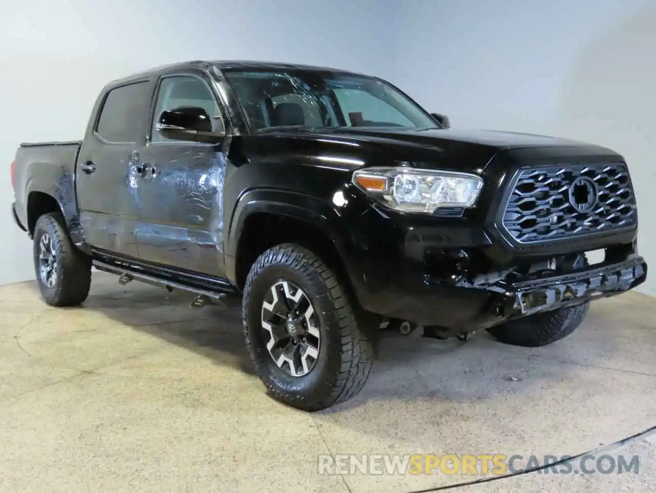 1 Photograph of a damaged car 3TYCZ5AN7NT086488 TOYOTA TACOMA 2022