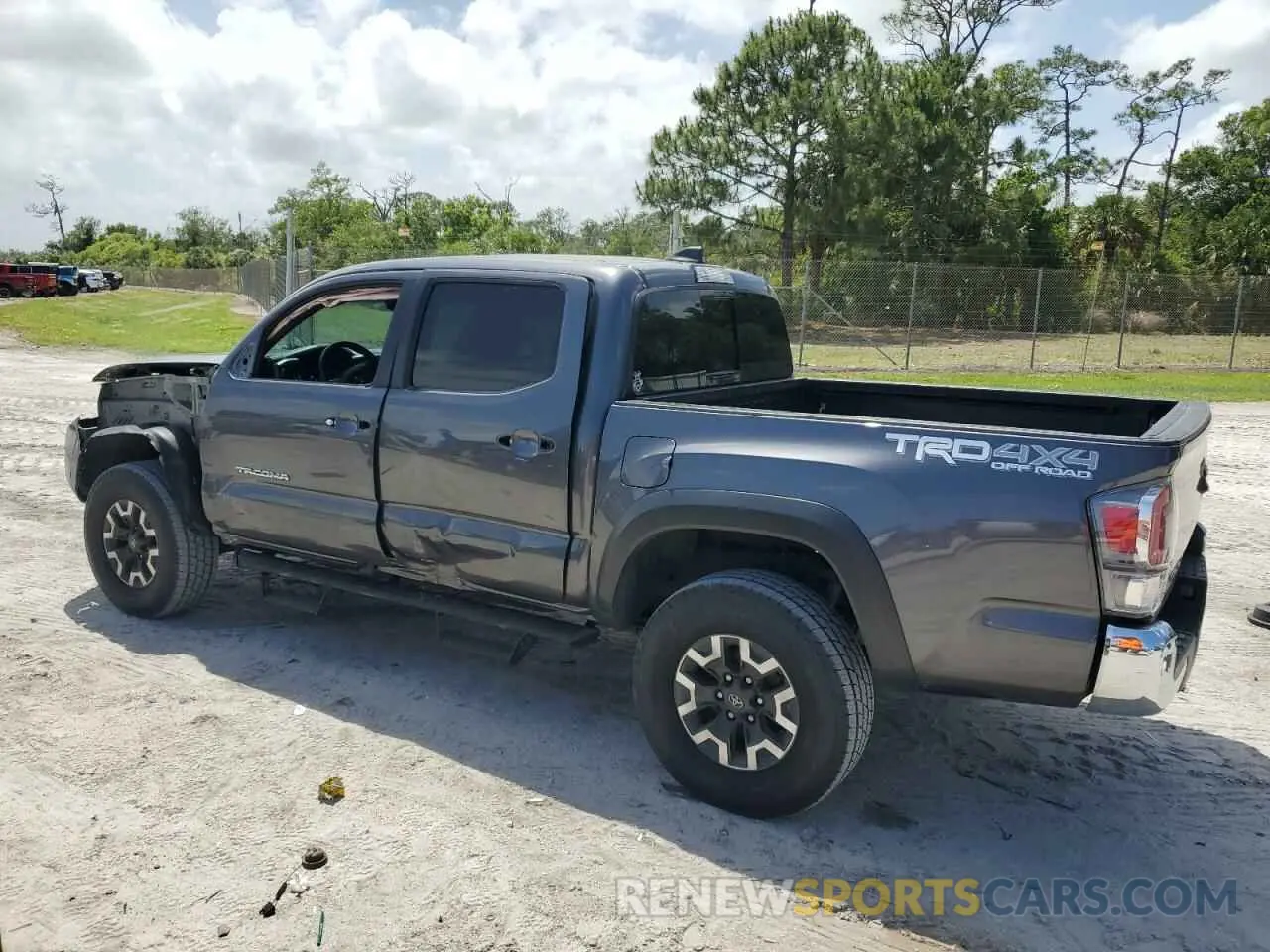 2 Photograph of a damaged car 3TYCZ5AN8NT091506 TOYOTA TACOMA 2022