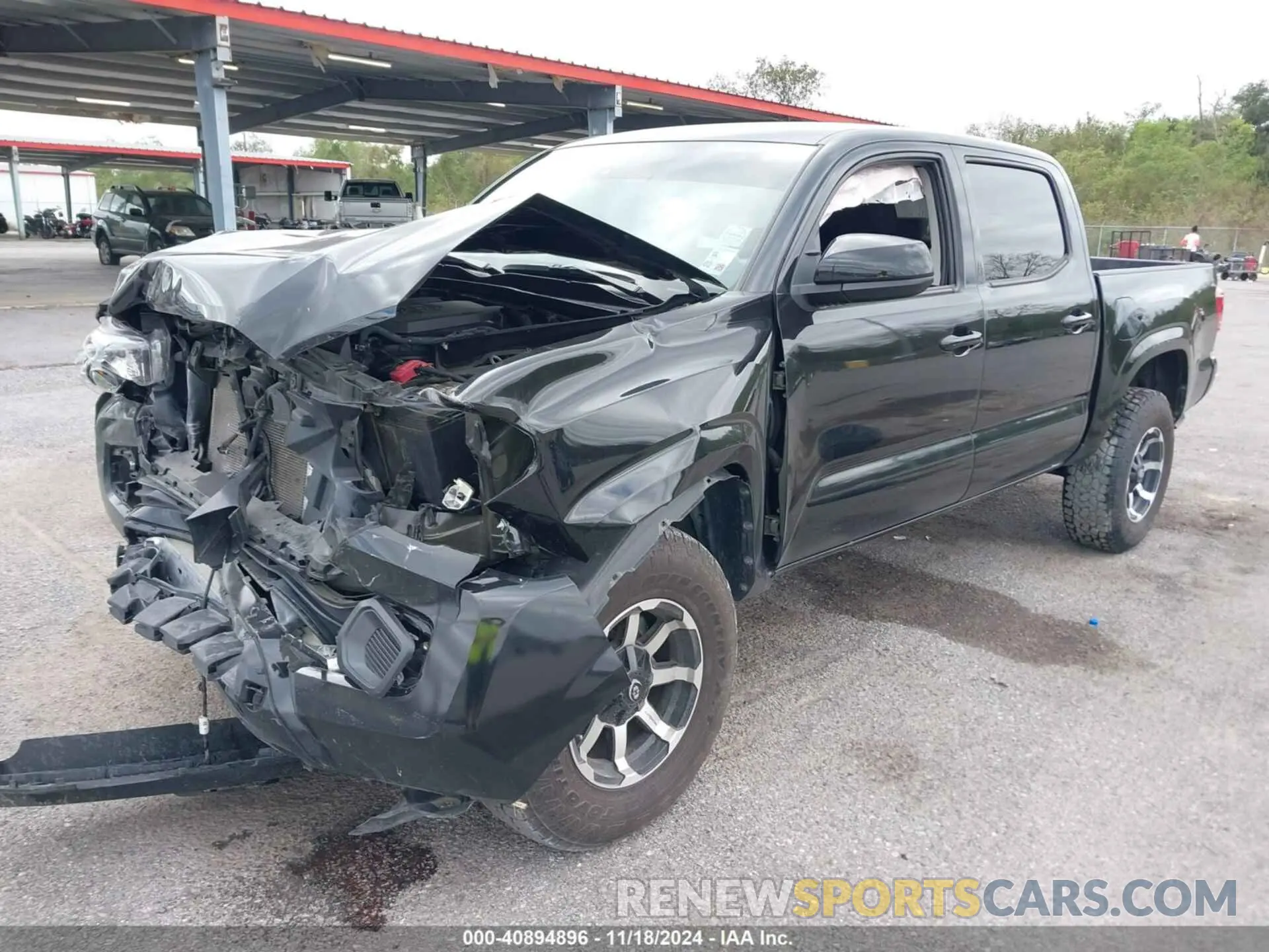 2 Photograph of a damaged car 3TYCZ5AN8NT095118 TOYOTA TACOMA 2022