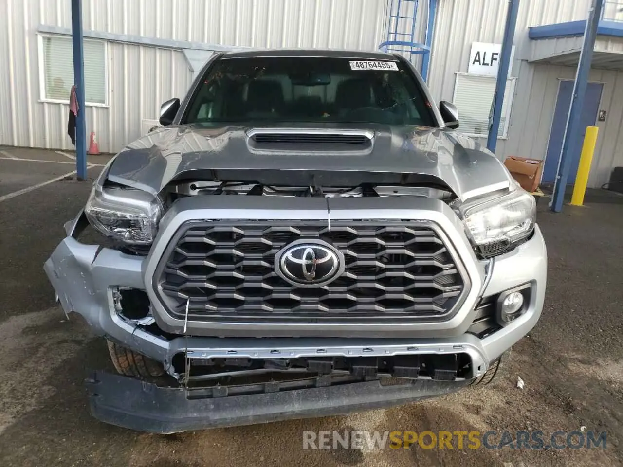 5 Photograph of a damaged car 3TYCZ5AN8NT103234 TOYOTA TACOMA 2022