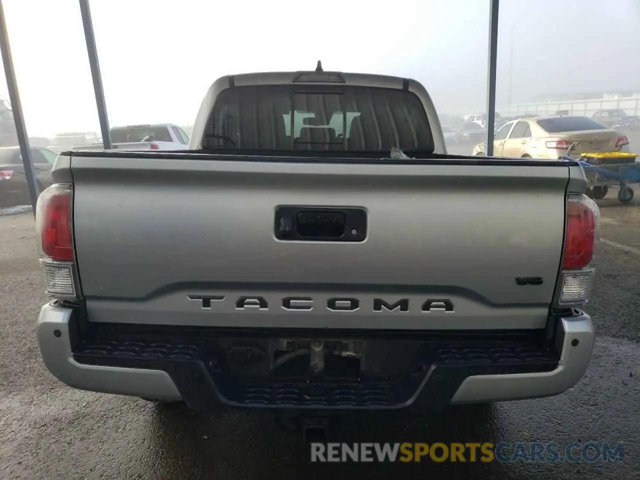 6 Photograph of a damaged car 3TYCZ5AN8NT103234 TOYOTA TACOMA 2022