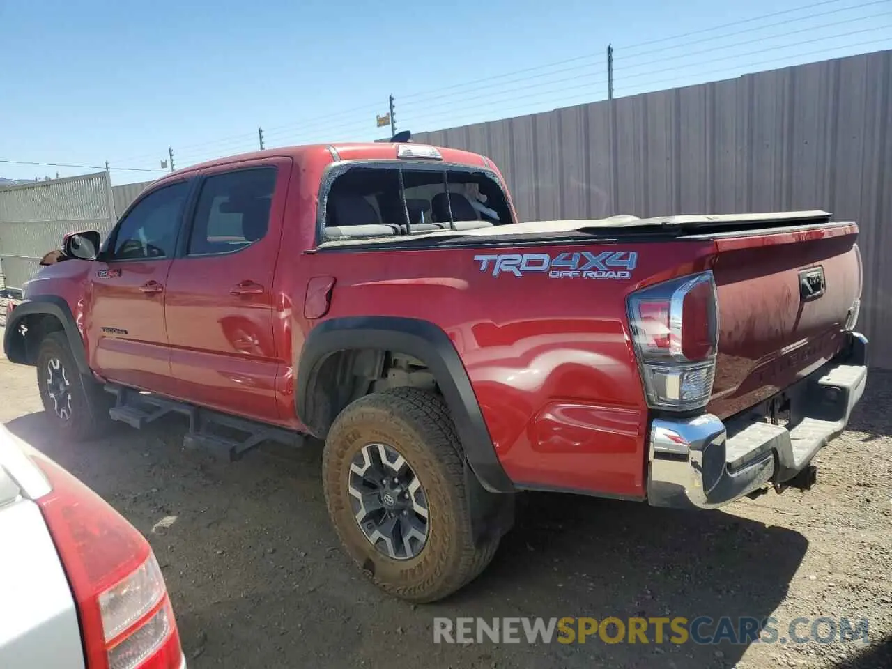 2 Photograph of a damaged car 3TYCZ5AN9NT099758 TOYOTA TACOMA 2022