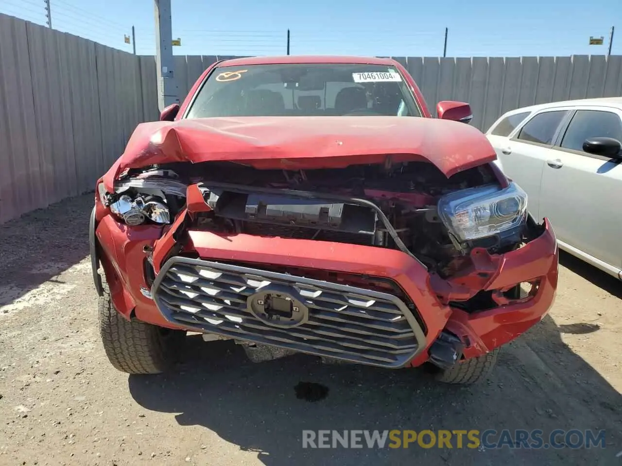 5 Photograph of a damaged car 3TYCZ5AN9NT099758 TOYOTA TACOMA 2022