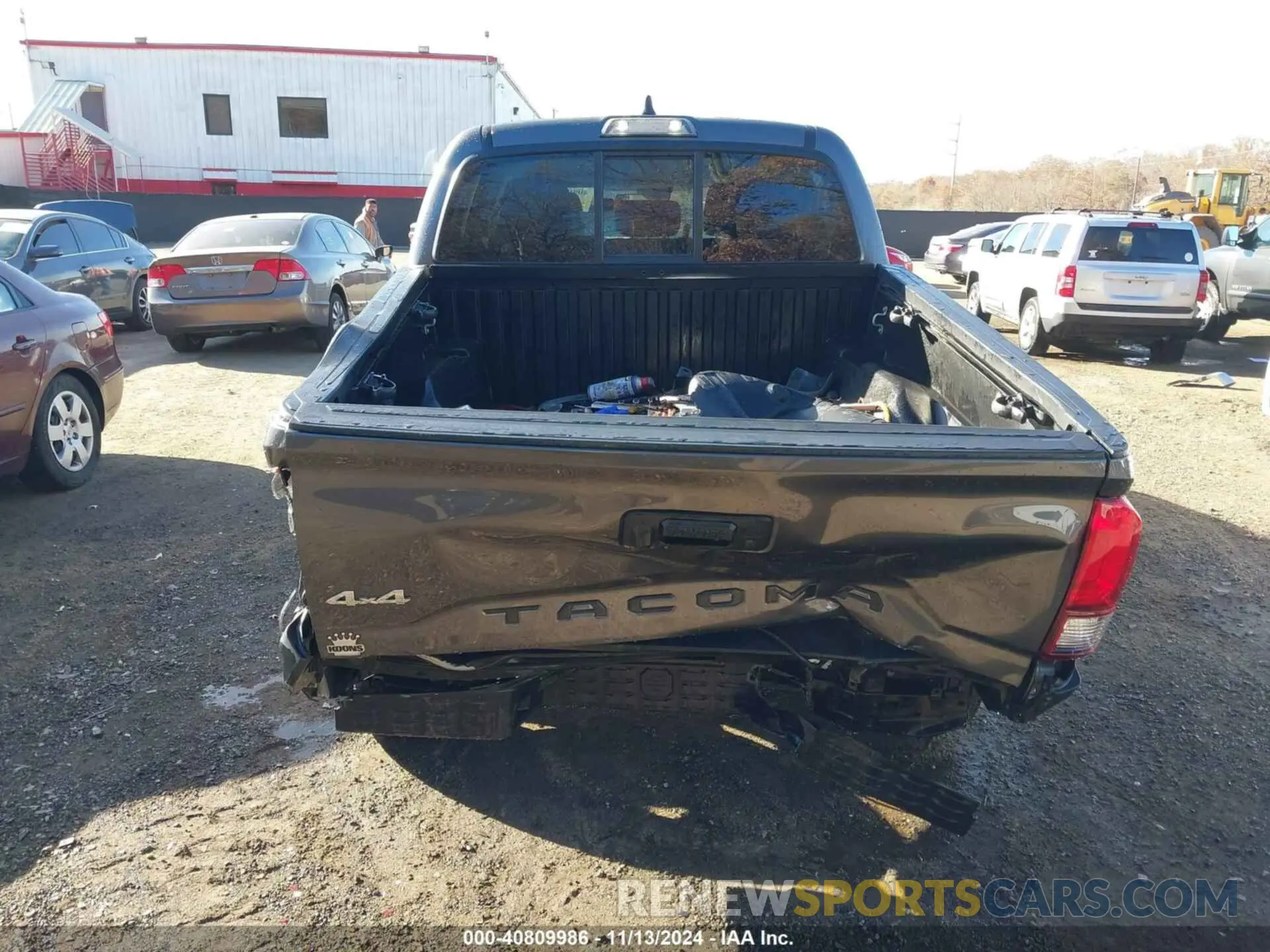 16 Photograph of a damaged car 3TYCZ5ANXNT057566 TOYOTA TACOMA 2022