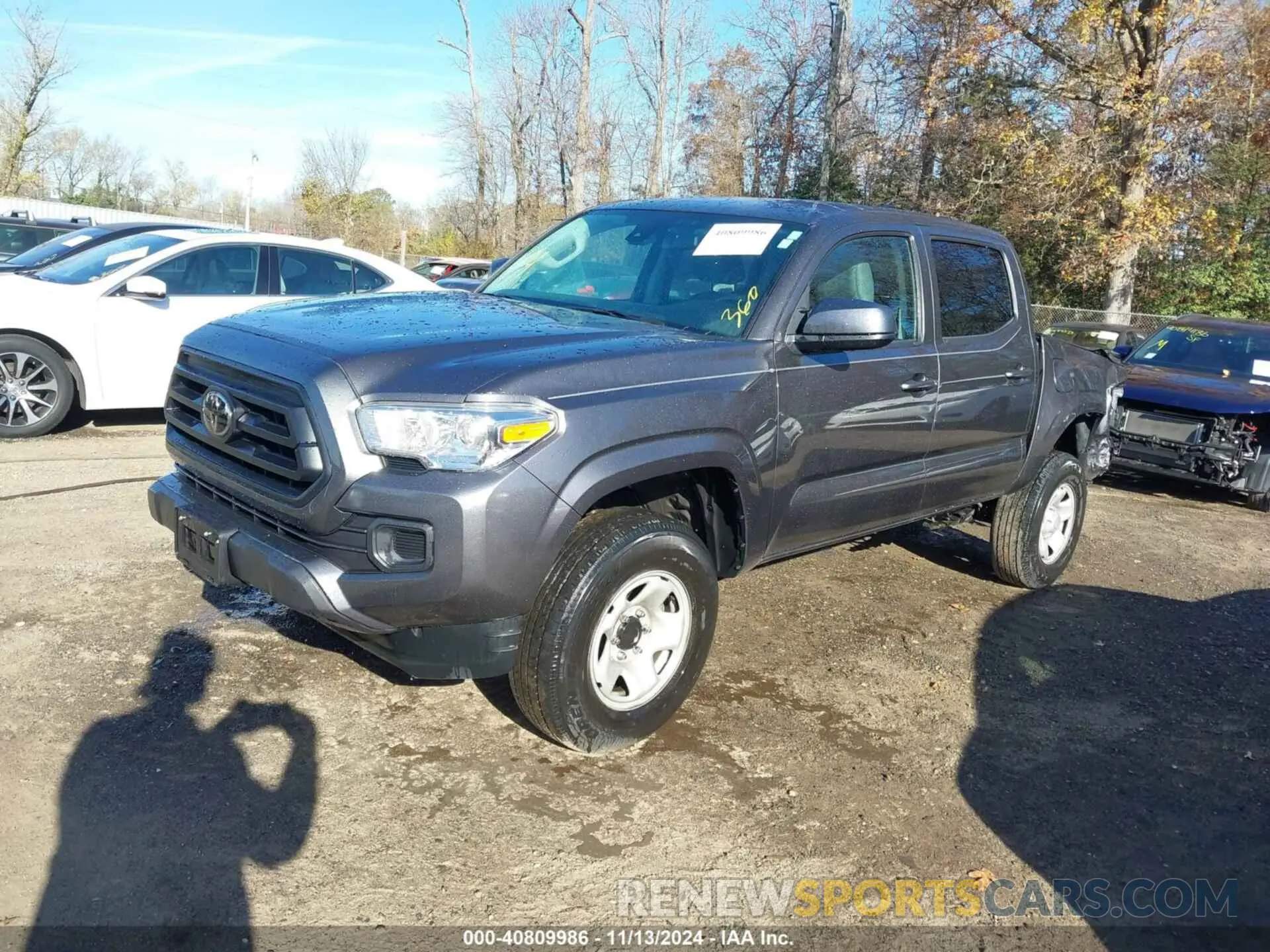 2 Photograph of a damaged car 3TYCZ5ANXNT057566 TOYOTA TACOMA 2022