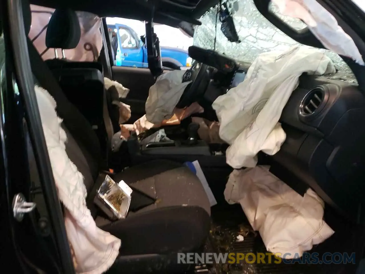 5 Photograph of a damaged car 3TYCZ5ANXNT063836 TOYOTA TACOMA 2022