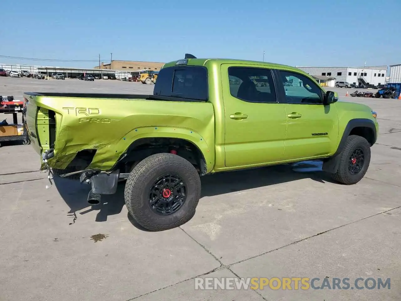 3 Photograph of a damaged car 3TYCZ5ANXNT069247 TOYOTA TACOMA 2022