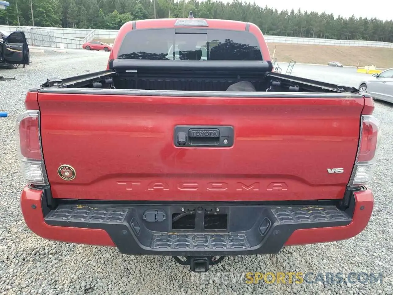 6 Photograph of a damaged car 3TYCZ5ANXNT104529 TOYOTA TACOMA 2022