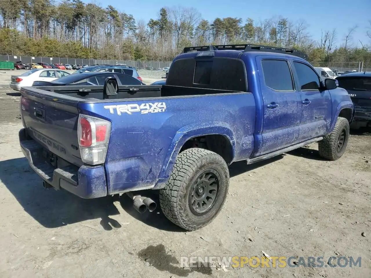 3 Photograph of a damaged car 3TYDZ5BN0NT008637 TOYOTA TACOMA 2022