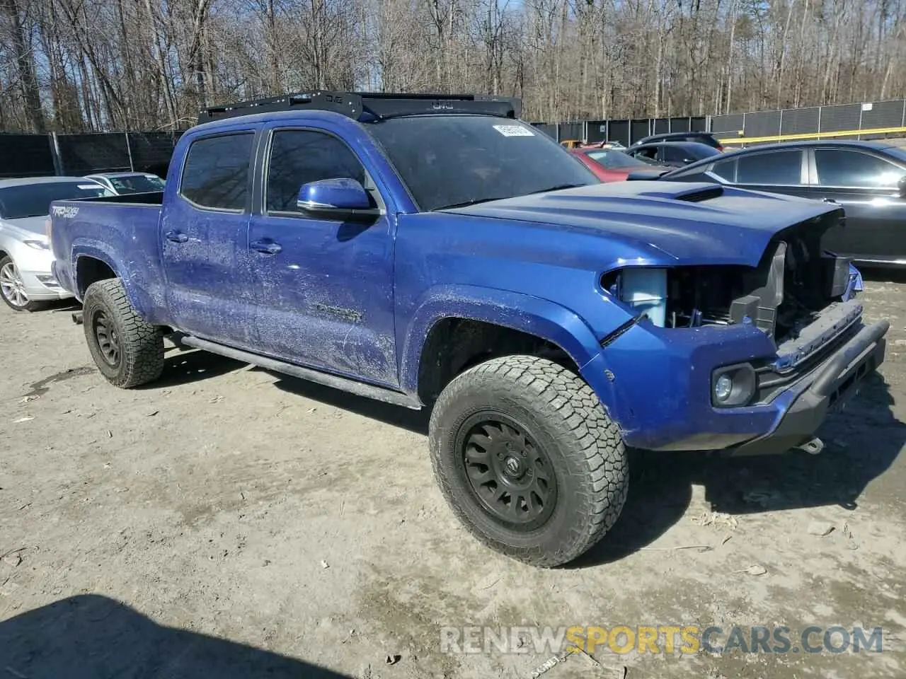 4 Photograph of a damaged car 3TYDZ5BN0NT008637 TOYOTA TACOMA 2022
