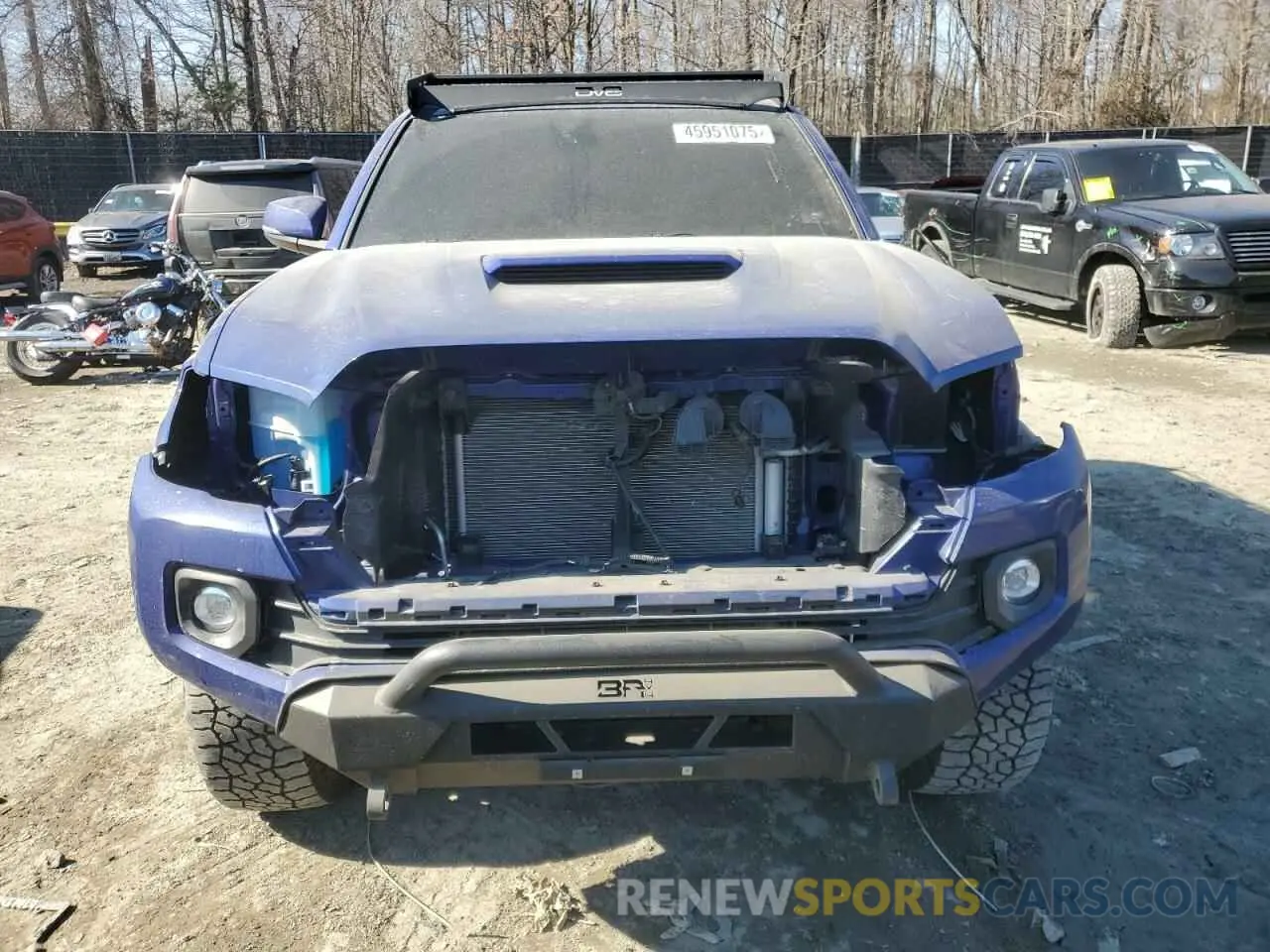 5 Photograph of a damaged car 3TYDZ5BN0NT008637 TOYOTA TACOMA 2022