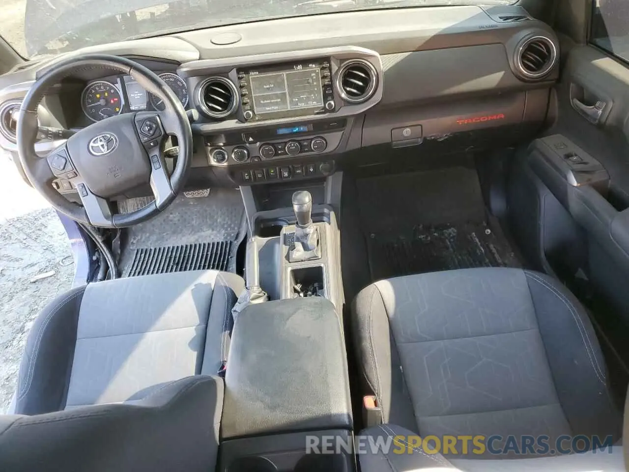 8 Photograph of a damaged car 3TYDZ5BN0NT008637 TOYOTA TACOMA 2022
