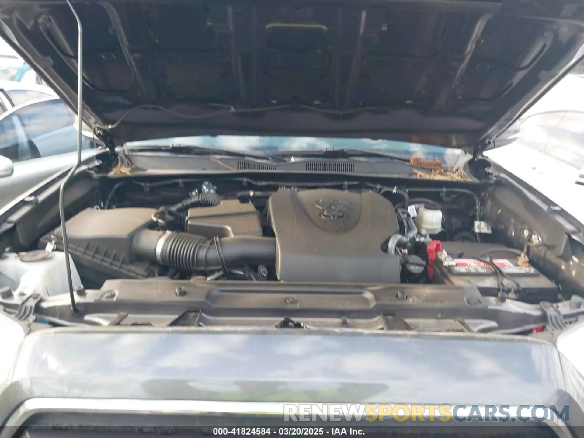 10 Photograph of a damaged car 3TYDZ5BN1NT010722 TOYOTA TACOMA 2022