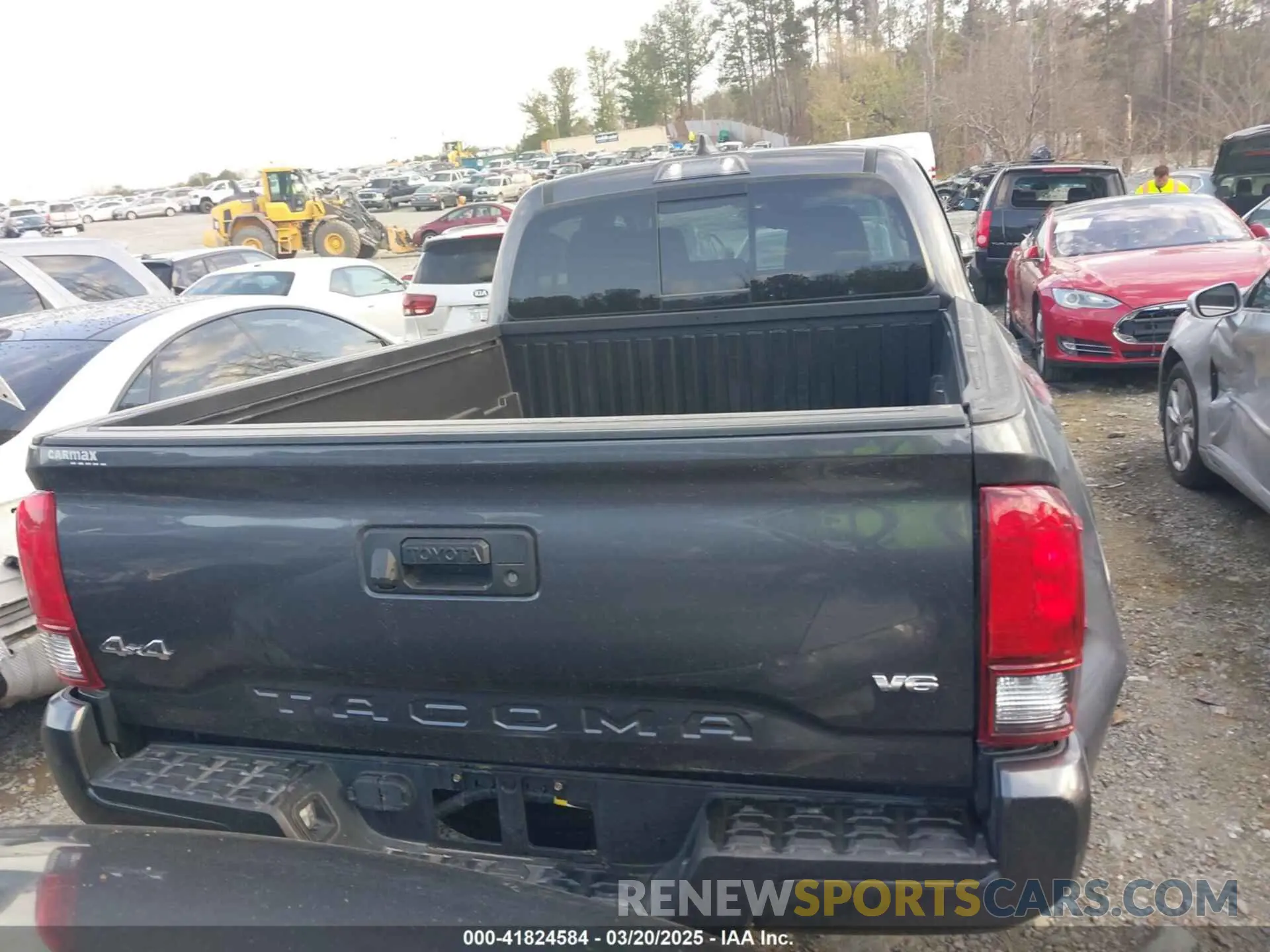 16 Photograph of a damaged car 3TYDZ5BN1NT010722 TOYOTA TACOMA 2022