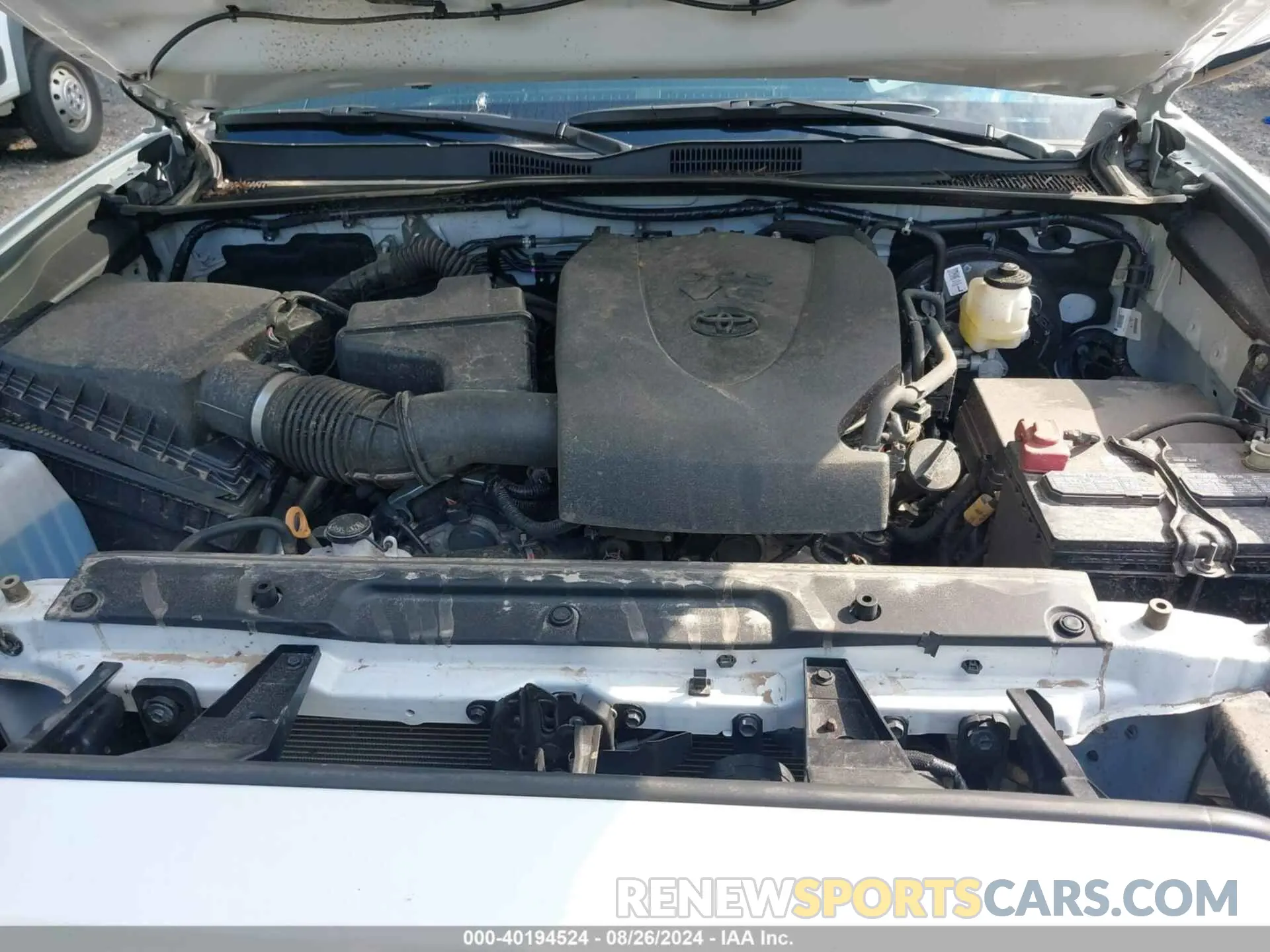 10 Photograph of a damaged car 3TYDZ5BN1NT014074 TOYOTA TACOMA 2022