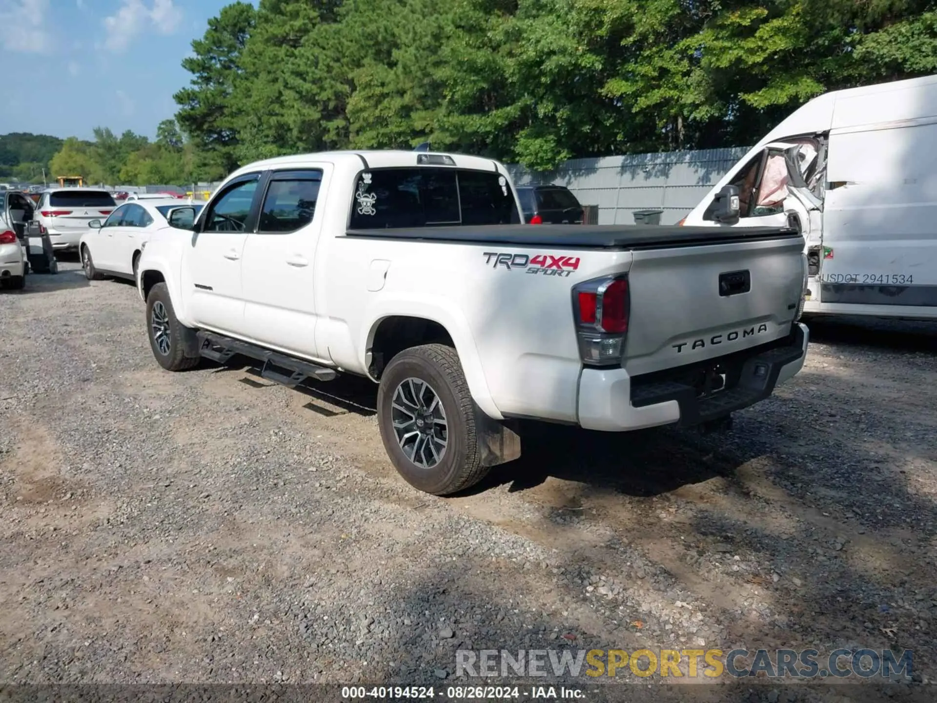 3 Photograph of a damaged car 3TYDZ5BN1NT014074 TOYOTA TACOMA 2022