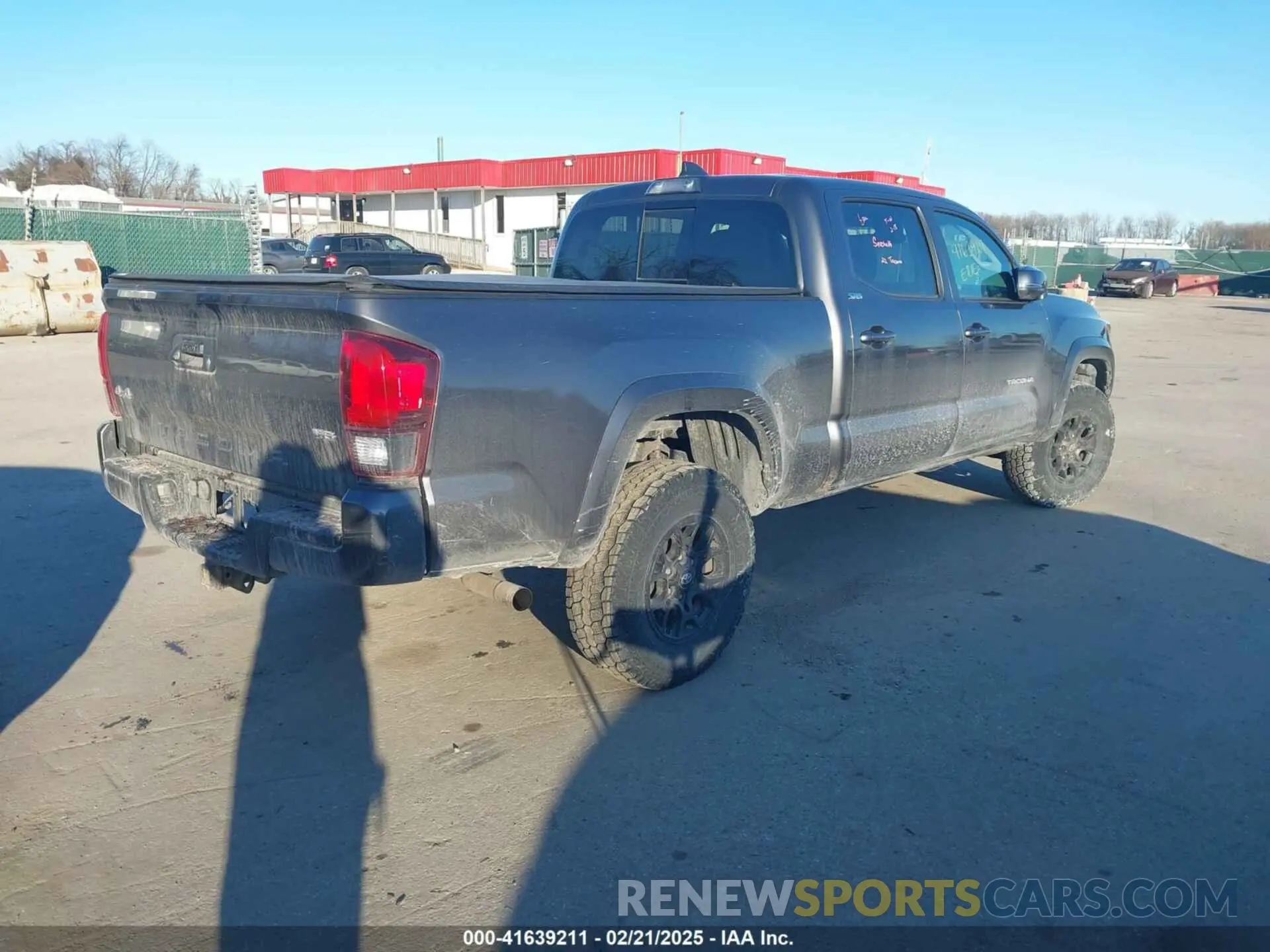 4 Photograph of a damaged car 3TYDZ5BN2NT006176 TOYOTA TACOMA 2022