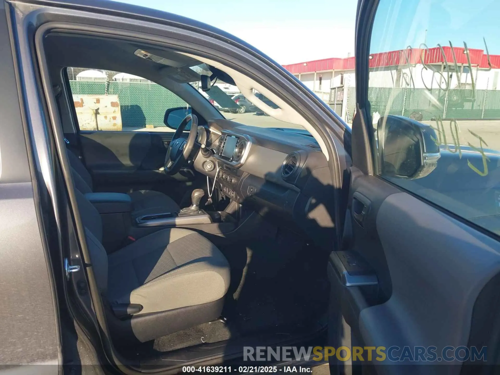 5 Photograph of a damaged car 3TYDZ5BN2NT006176 TOYOTA TACOMA 2022