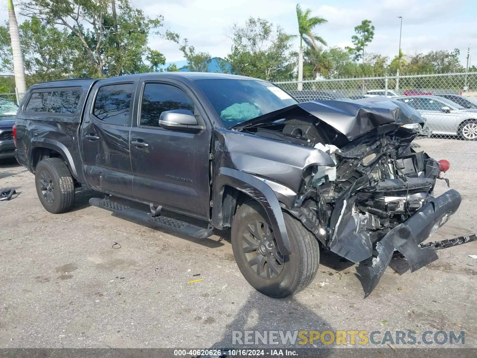1 Photograph of a damaged car 3TYDZ5BN2NT013452 TOYOTA TACOMA 2022