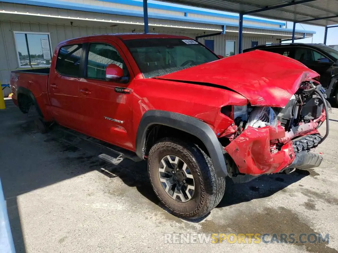 4 Photograph of a damaged car 3TYDZ5BN7NT016315 TOYOTA TACOMA 2022