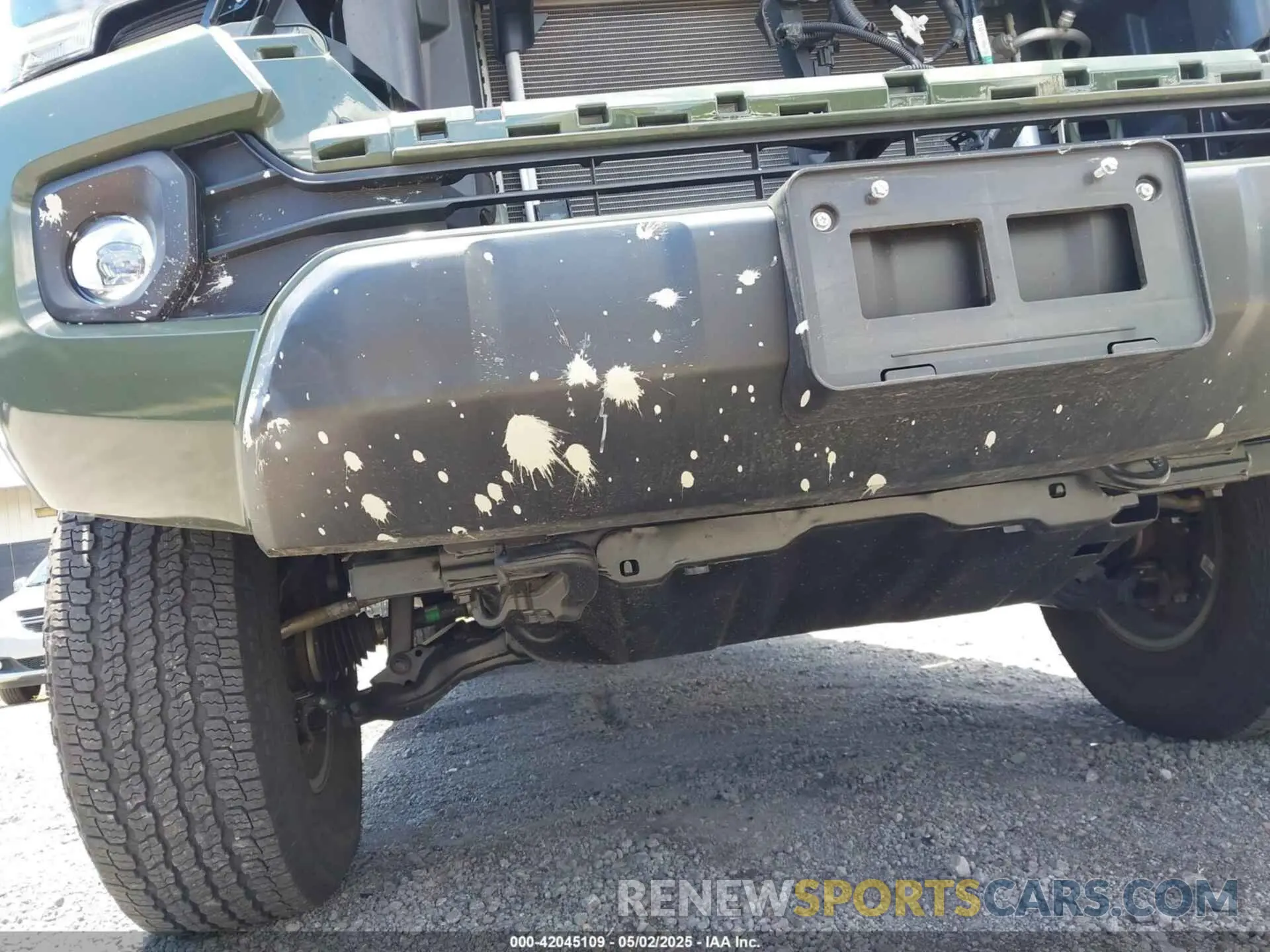 19 Photograph of a damaged car 3TYDZ5BN8NT010331 TOYOTA TACOMA 2022