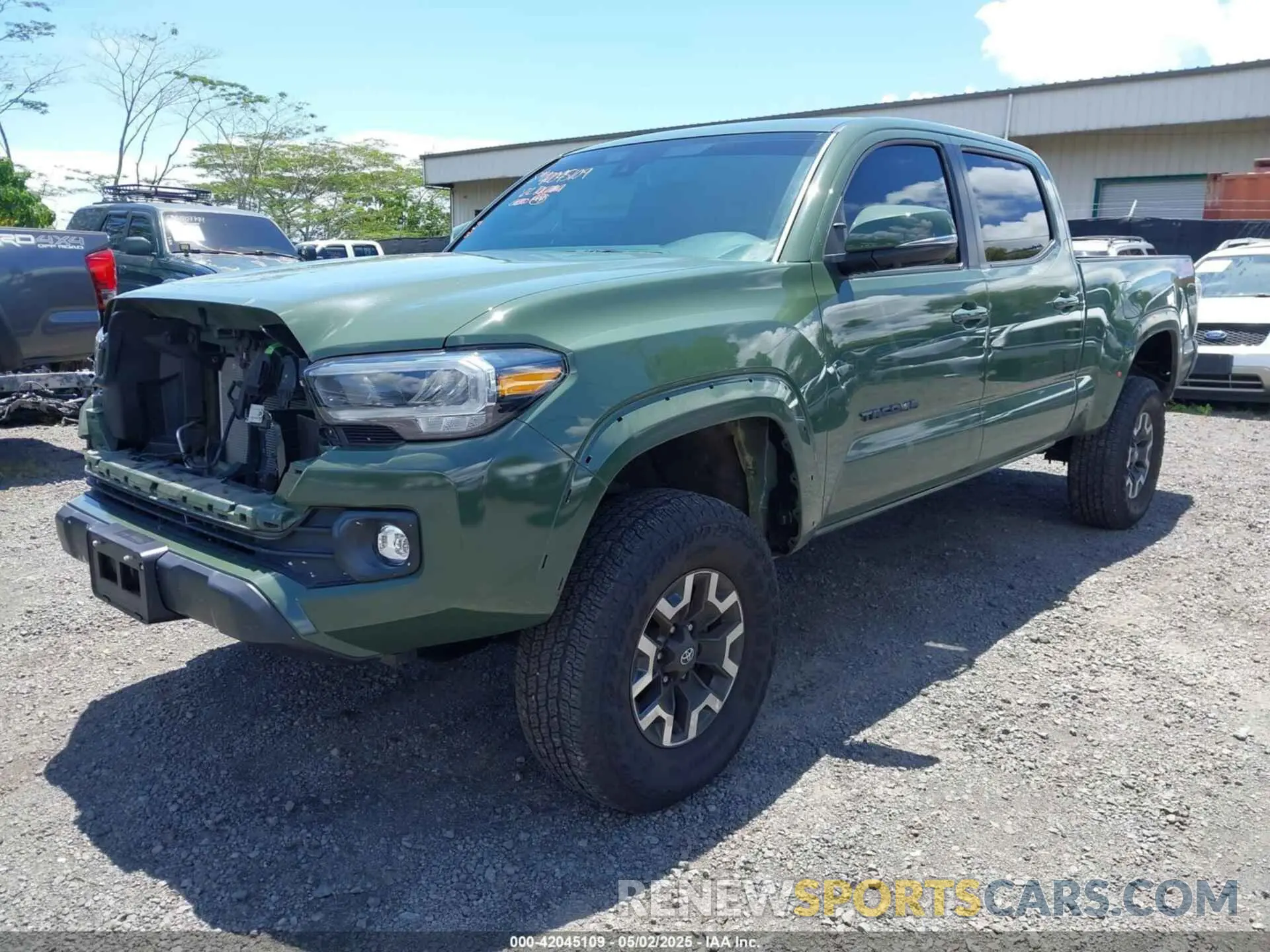 2 Photograph of a damaged car 3TYDZ5BN8NT010331 TOYOTA TACOMA 2022