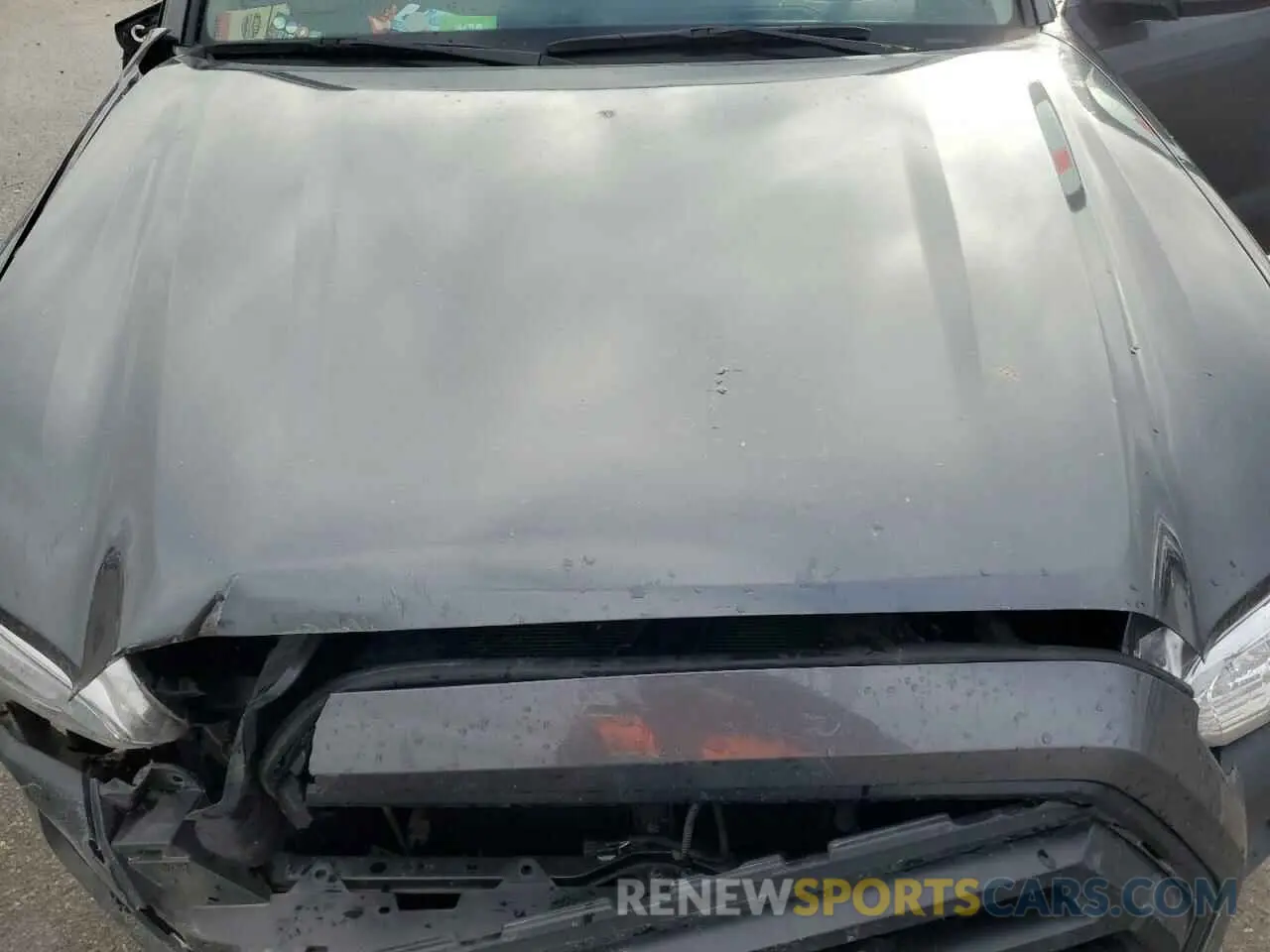 11 Photograph of a damaged car 3TYRX5GN0NT050536 TOYOTA TACOMA 2022