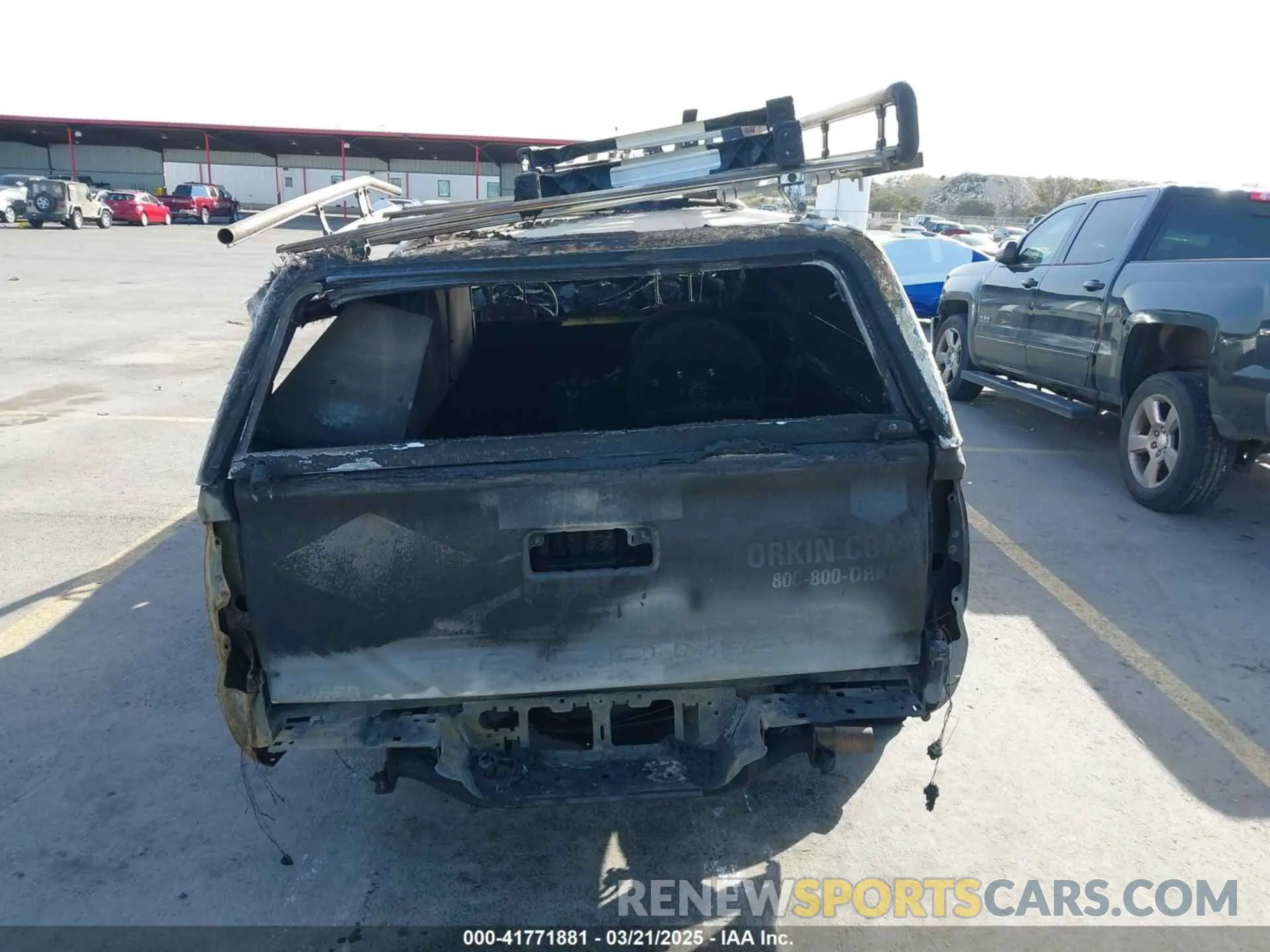 7 Photograph of a damaged car 3TYRX5GN0NT052481 TOYOTA TACOMA 2022