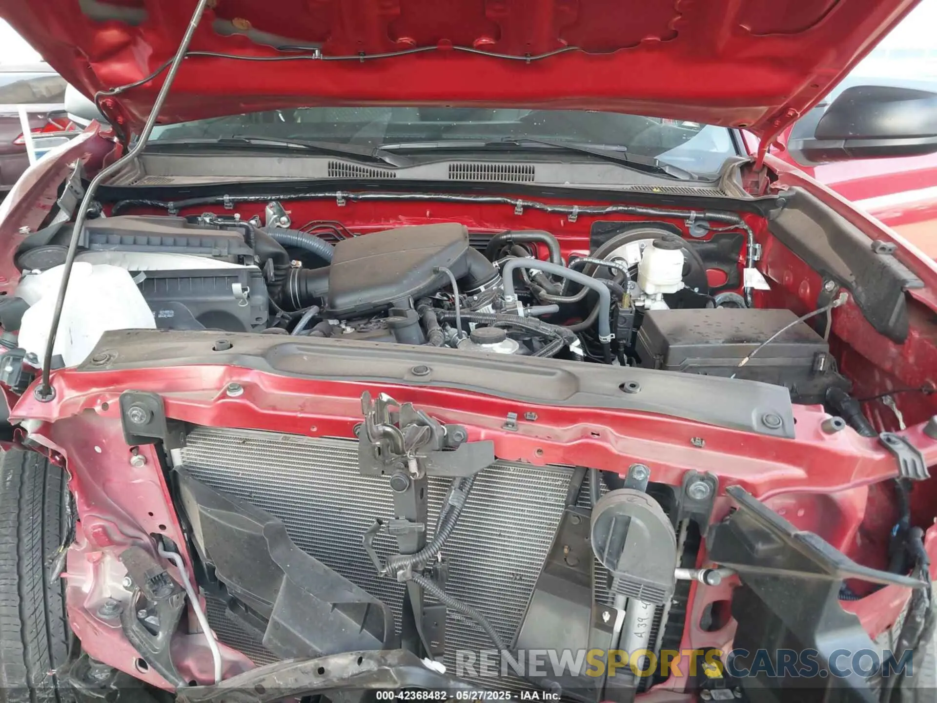 10 Photograph of a damaged car 3TYRX5GN0NT063643 TOYOTA TACOMA 2022