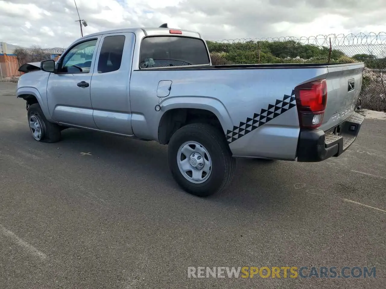 2 Photograph of a damaged car 3TYRX5GN1NT036290 TOYOTA TACOMA 2022