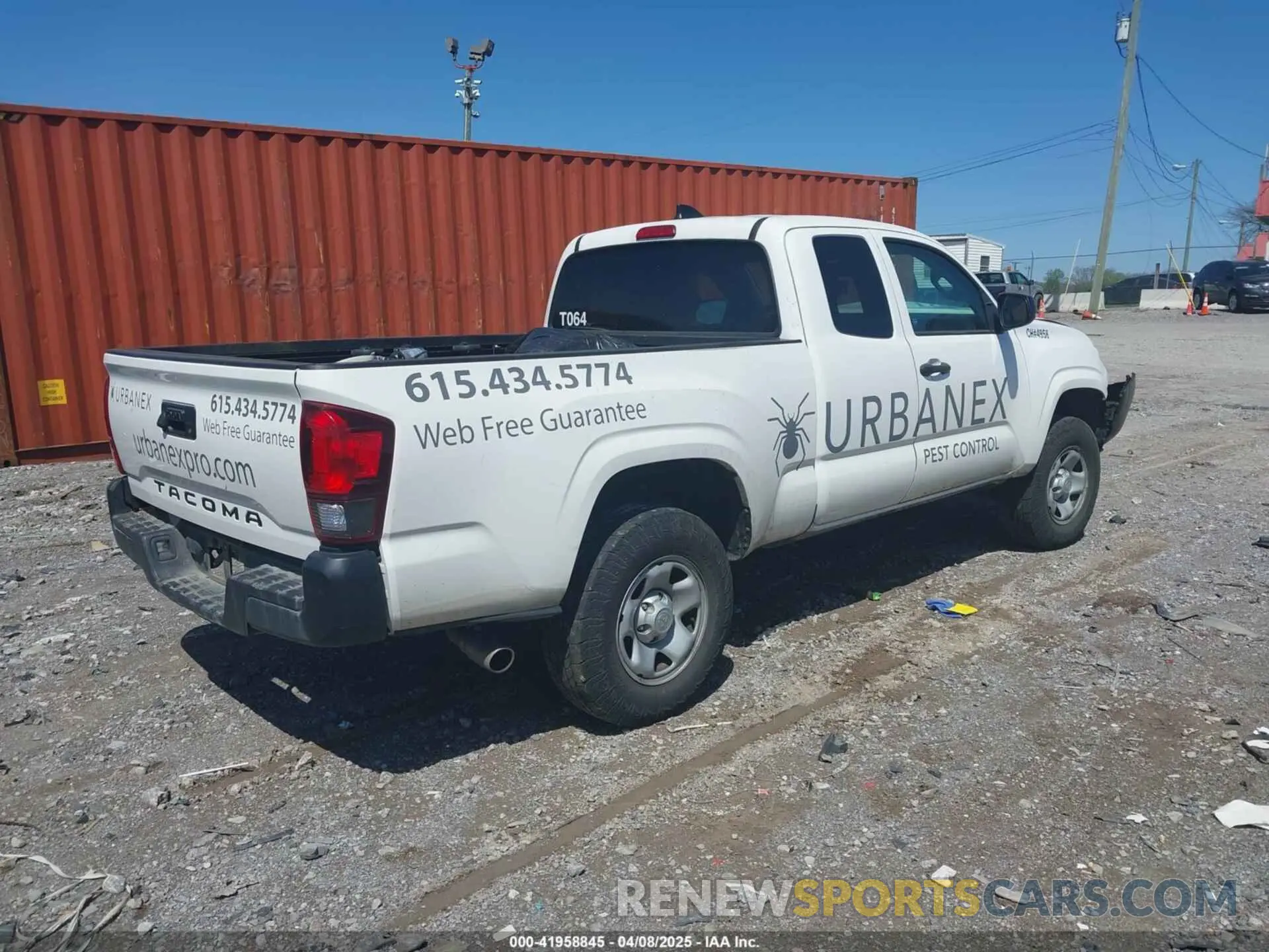 4 Photograph of a damaged car 3TYRX5GN1NT049198 TOYOTA TACOMA 2022