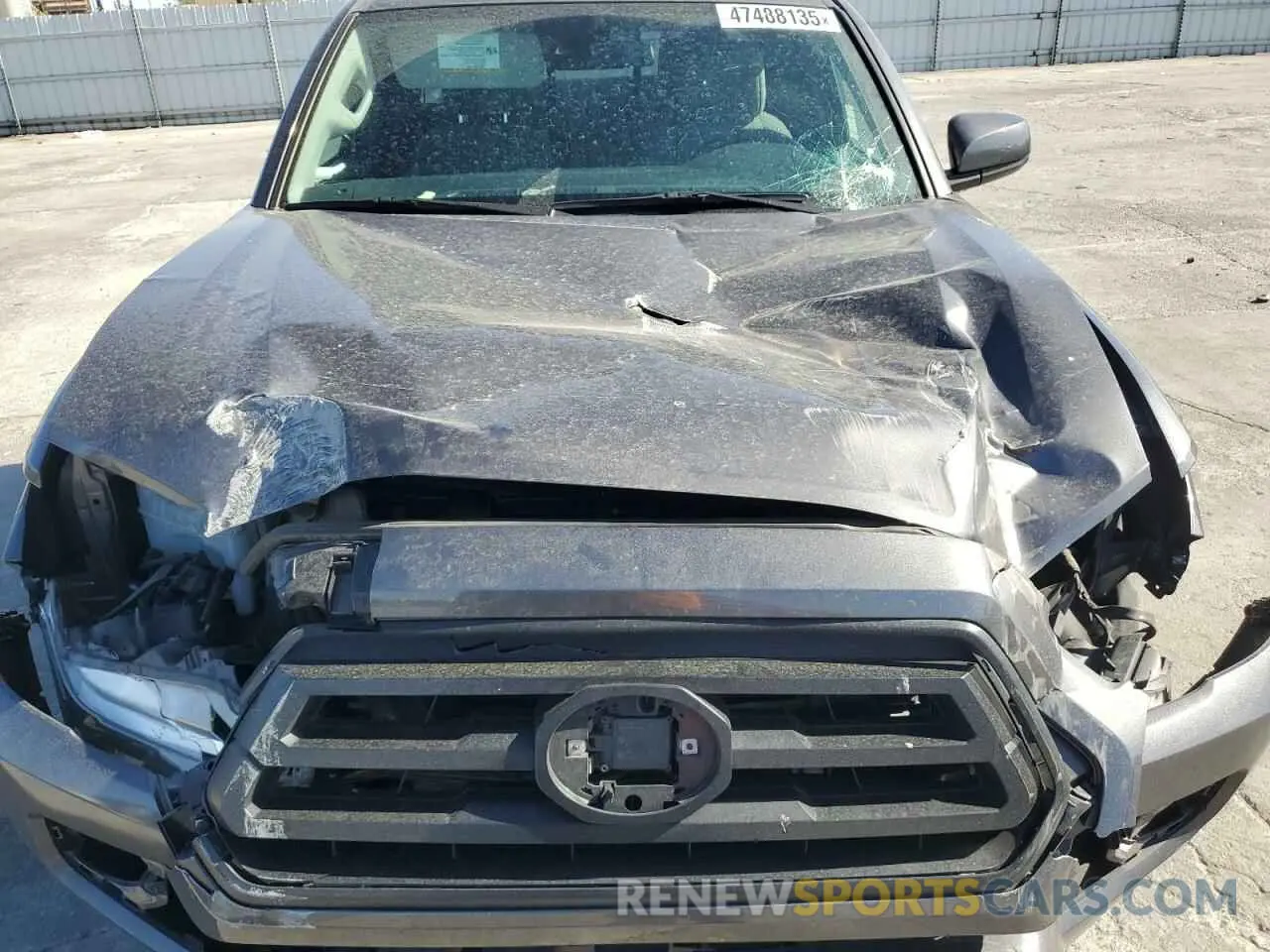 11 Photograph of a damaged car 3TYRX5GN2NT058783 TOYOTA TACOMA 2022