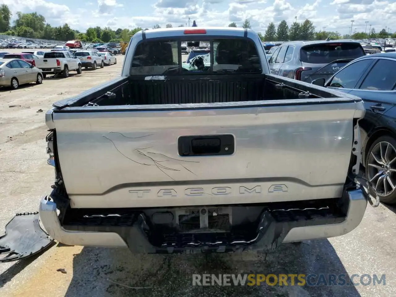 6 Photograph of a damaged car 3TYRX5GN3NT047288 TOYOTA TACOMA 2022