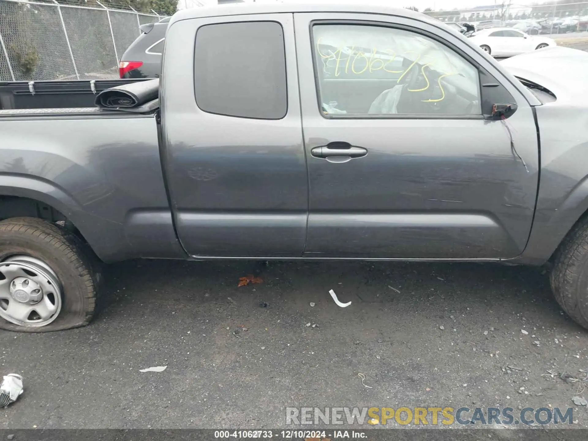 14 Photograph of a damaged car 3TYRX5GN3NT065354 TOYOTA TACOMA 2022