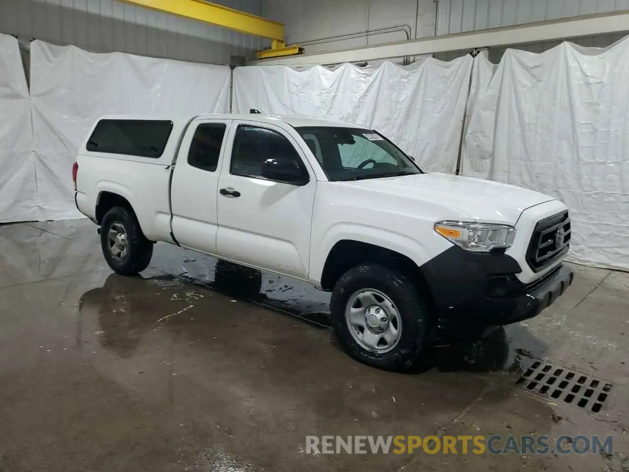 4 Photograph of a damaged car 3TYRX5GN4NT046702 TOYOTA TACOMA 2022