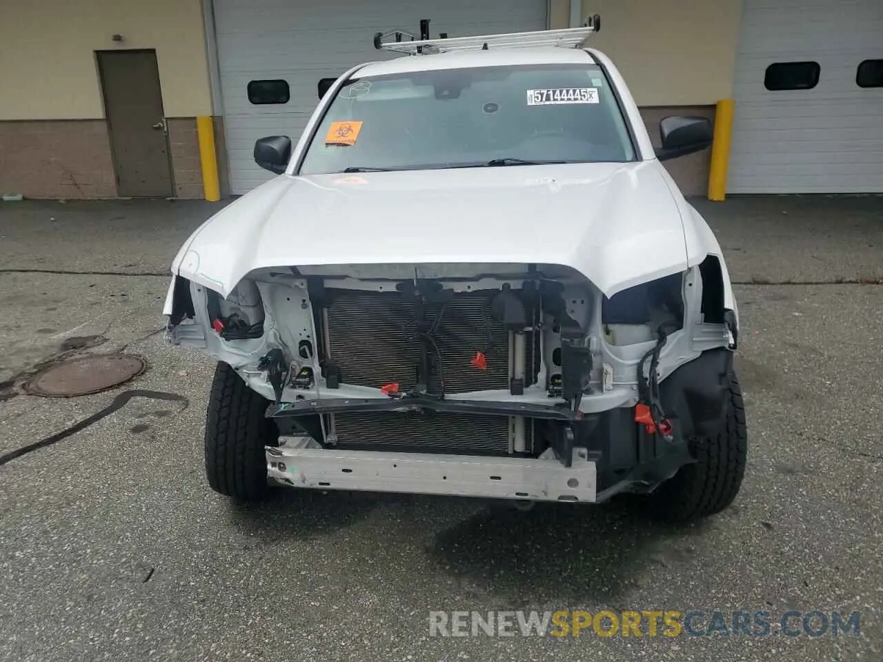 5 Photograph of a damaged car 3TYRX5GN4NT056226 TOYOTA TACOMA 2022