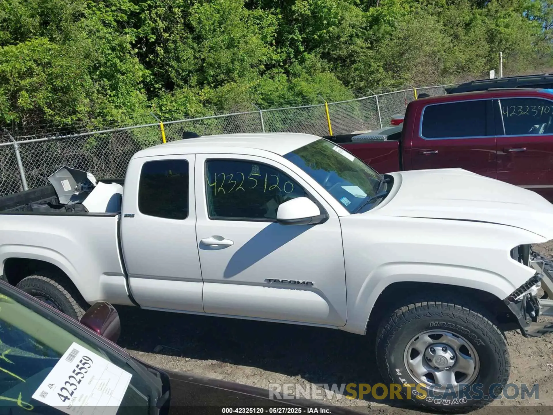 14 Photograph of a damaged car 3TYRX5GN4NT056386 TOYOTA TACOMA 2022