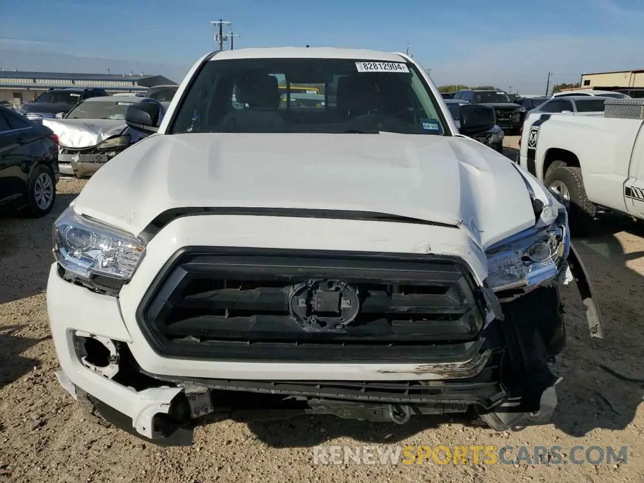 5 Photograph of a damaged car 3TYRX5GN4NT066755 TOYOTA TACOMA 2022