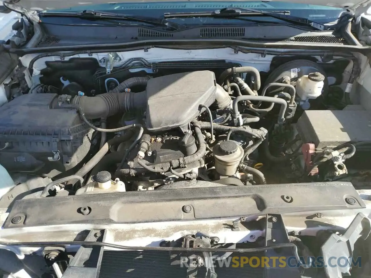 11 Photograph of a damaged car 3TYRX5GN6NT041985 TOYOTA TACOMA 2022
